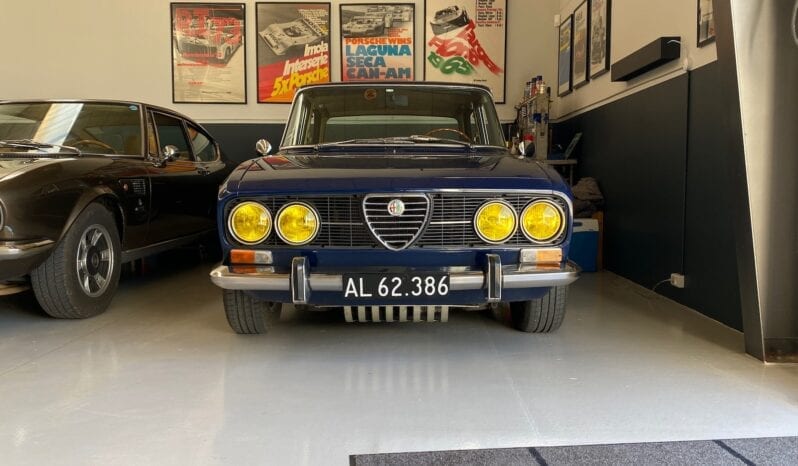 Alfa Romeo 1750 Berlina full