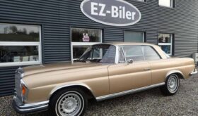 Mercedes-Benz 220-280 (W111) 250 SE