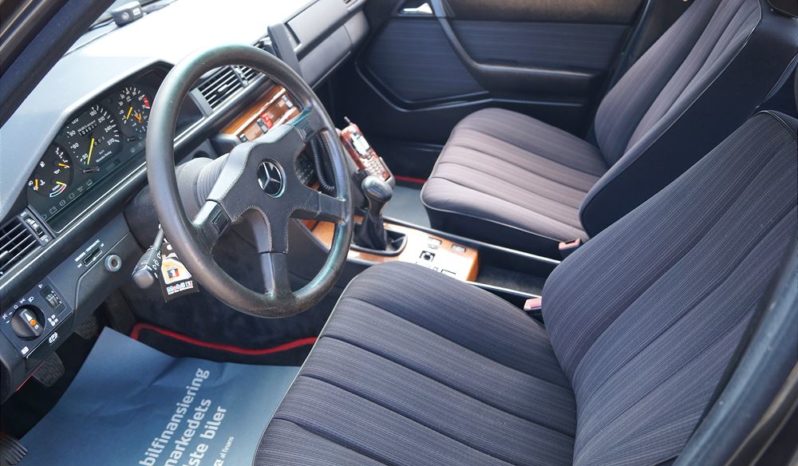 Mercedes-Benz E-Klasse (W124) E300 BRABUS 3,6 full