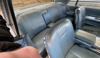 Ford Buisness Thunderbird full