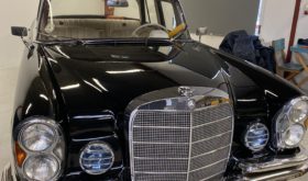 Mercedes-Benz 220-280 (W111) 220 SE