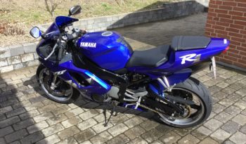 Yamaha YZF-R1 full