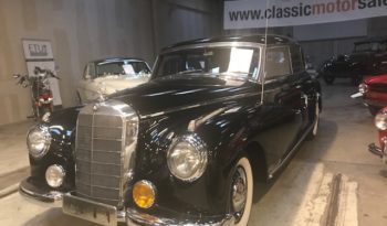 Mercedes-Benz 300 (W186) Adenauer full