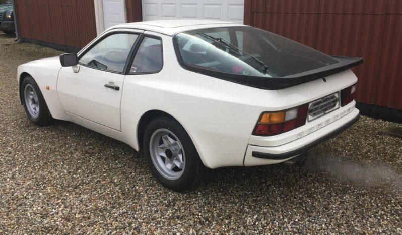 Porsche 944 2,5 L full