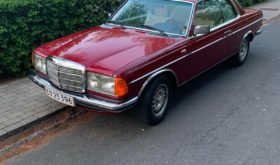 Mercedes-Benz 200-300 (W123) 230C