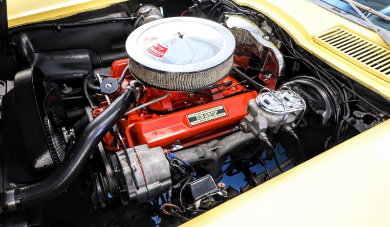 Chevrolet Corvette Stingray Coupe full