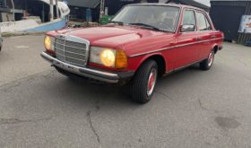 Mercedes-Benz 200-300 (W123) 200