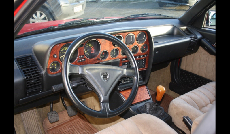 Lancia Thema 8-32 full