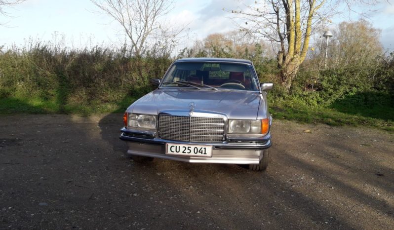 Mercedes-Benz 280-450 (W116) 280 SE full