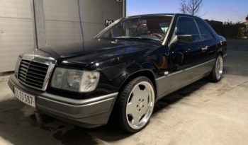 Mercedes-Benz E-Klasse (W124) 300 CE full