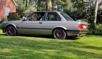 BMW 3-serie E30 325 full