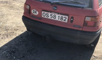 Opel Astra 1,6 i full