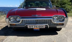 Ford Thunderbird coupe