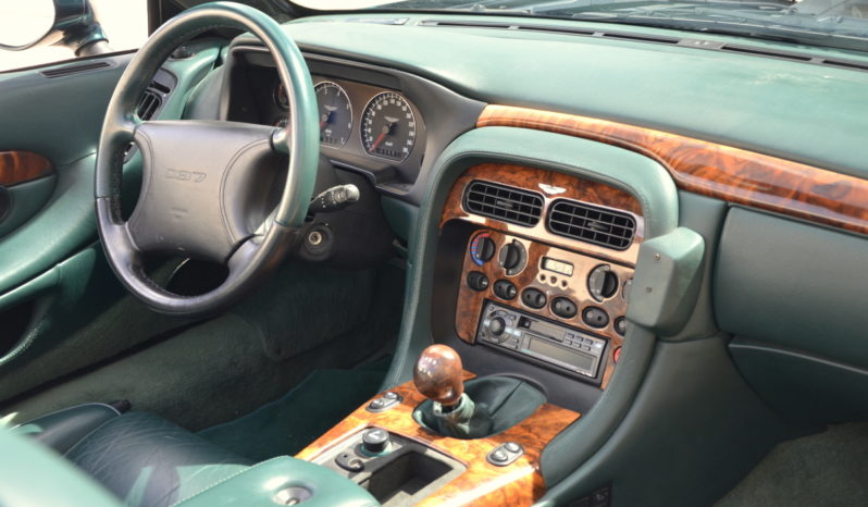 Aston Martin DB7 Volante full