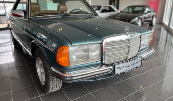 Mercedes-Benz 200-300 (W123) CE 280 full