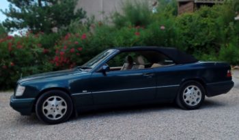 Mercedes-Benz E-Klasse (W124) E220 2,2 Cabriol1997 full