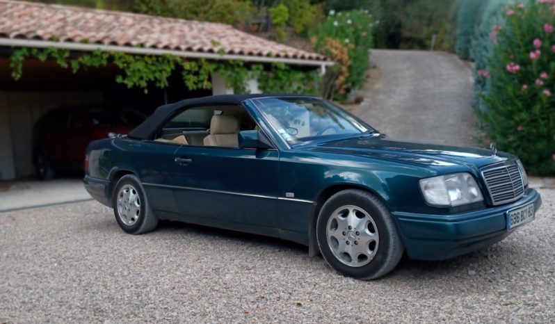 Mercedes-Benz E-Klasse (W124) E220 2,2 Cabriol1997 full