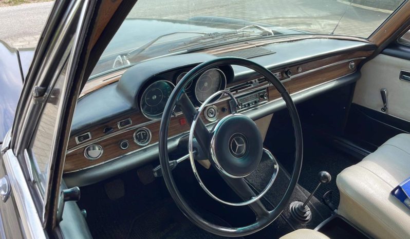 Mercedes-Benz S-Klasse (W108/109) 250s full