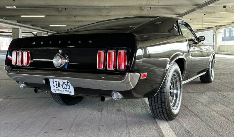 Ford Mustang Fastback full