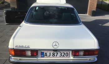 Mercedes-Benz 200-300 (W123) 230 CE 2,3 Aut full