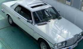 Mercedes-Benz 200-300 (W123) 230 CE 2,3 Aut