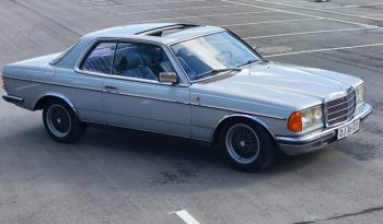 Mercedes-Benz 200-300 (W123) 230 C coupe full