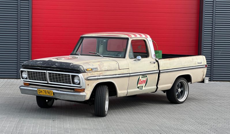 Ford F-100 352cui V8