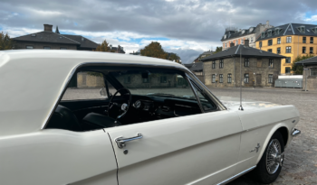 Ford Mustang 1964 1/2 full