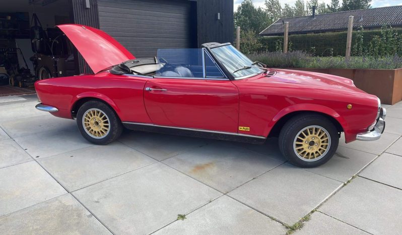 Fiat 124 Spider sport full