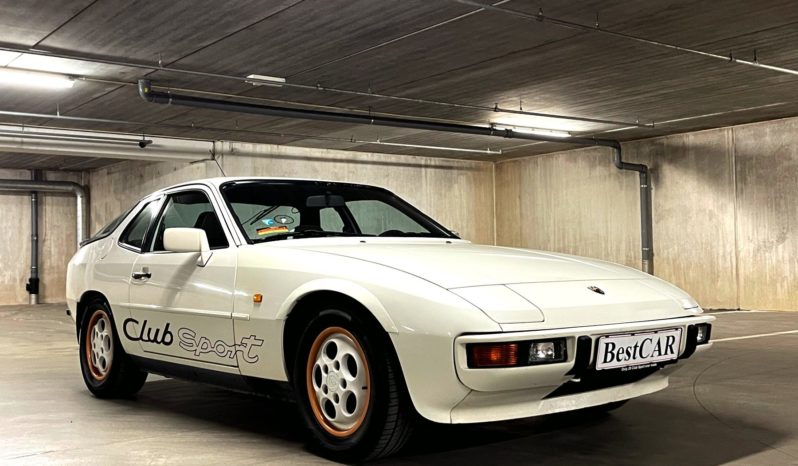 Porsche 924 S Club Sport full