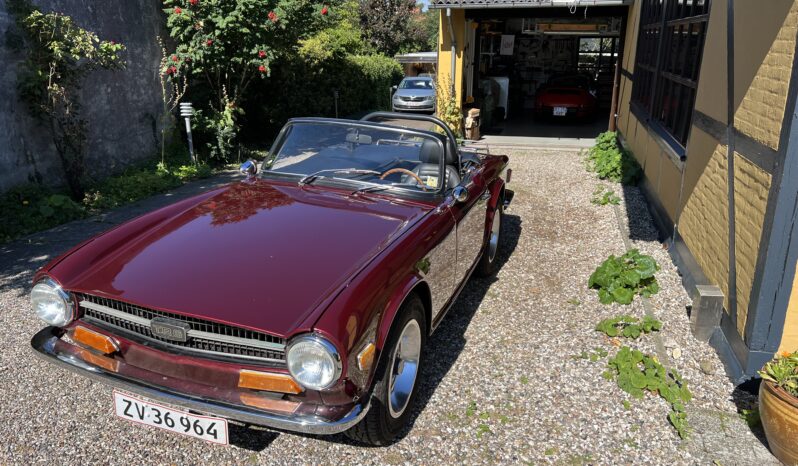 Triumph TR6 cabriolet full