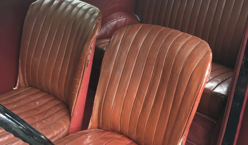 Morris Eight Saloon full