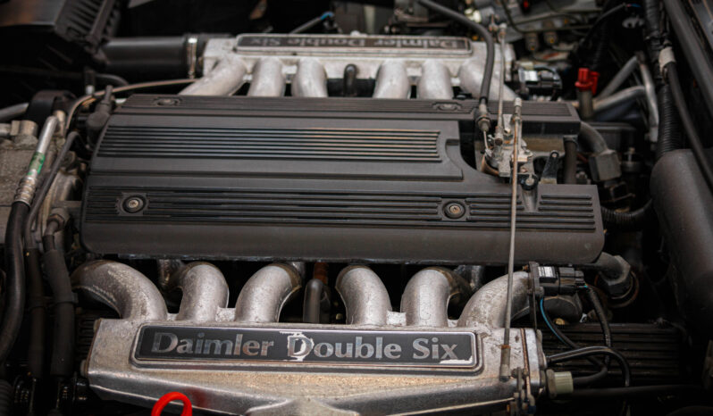 Daimler Double Six 6,0L full