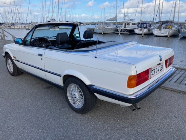 BMW 3-serie E30 320 cabriolet full