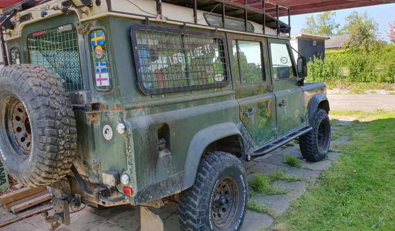 Land Rover Defender BUS full