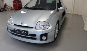 Renault Clio II 3,0 V6 full