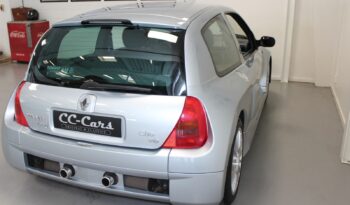 Renault Clio II 3,0 V6 full