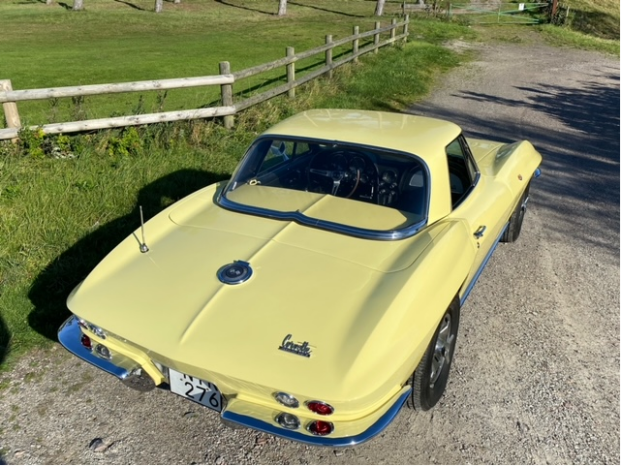 Chevrolet Corvette Sting Ray full