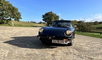 Alfa Romeo Spider 2,0 Cabriolet full