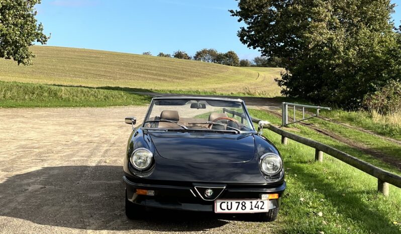 Alfa Romeo Spider 2,0 Cabriolet full