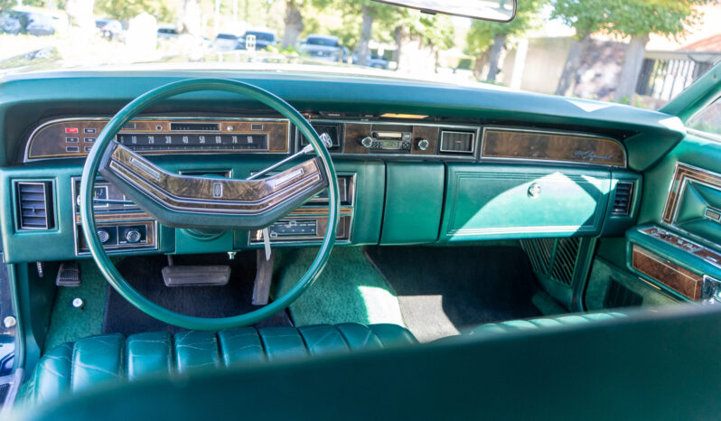 Lincoln Continental Town Car full