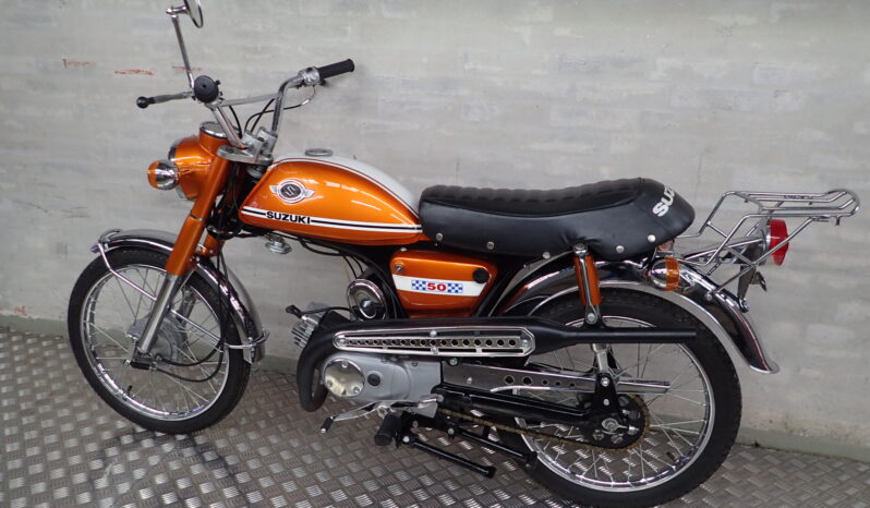 Suzuki AC 50 Maverick full