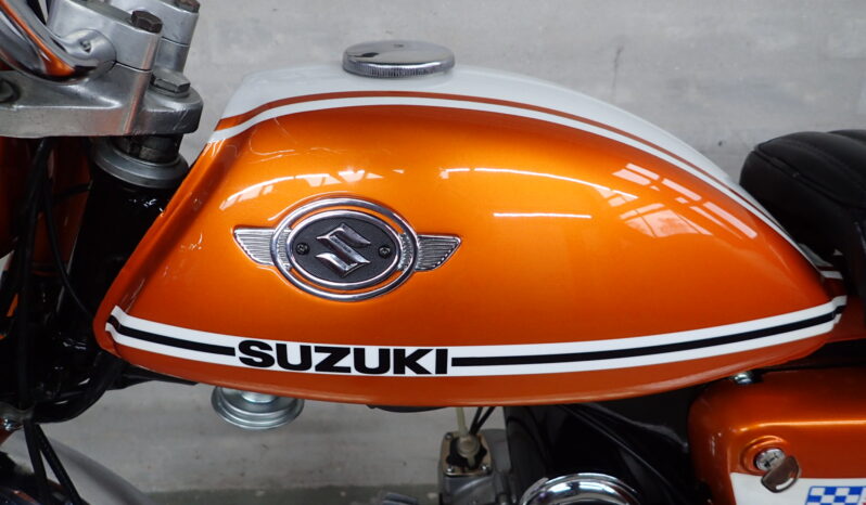 Suzuki AC 50 Maverick full