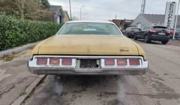 Chevrolet Impala 4 Door Sedan full