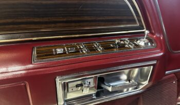 Lincoln Continental VI Signature Series full