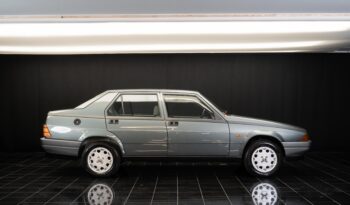 Alfa Romeo 75 1,6 full