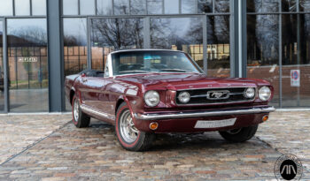 Ford Mustang GT Convertible full