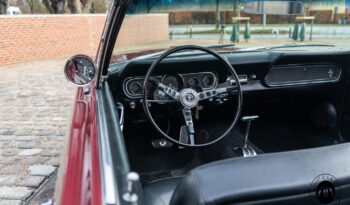 Ford Mustang GT Convertible full