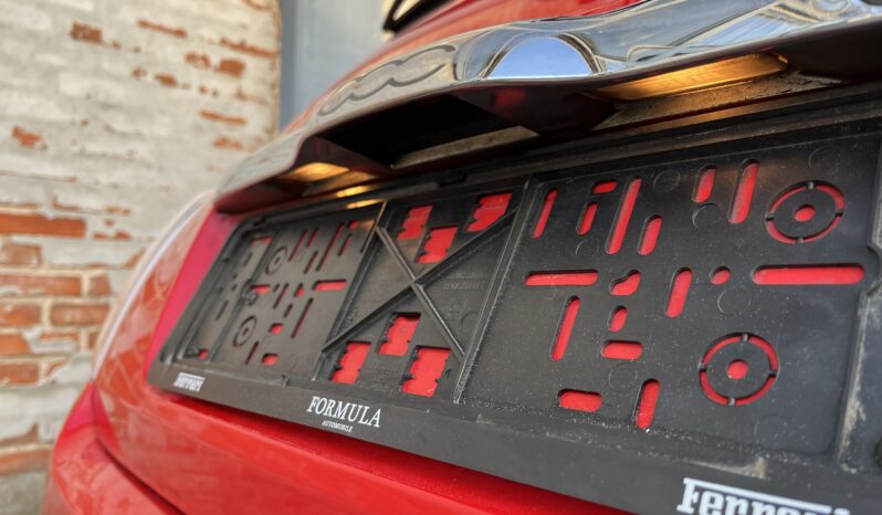 Fiat 500 Ferrari Dealer Edition full