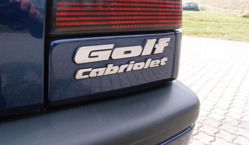 VW Golf 1,8 Cabriolet full